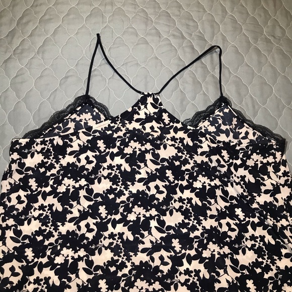 Women’s NY&Co Floral and Lace Cami Tank - Picture 9 of 13